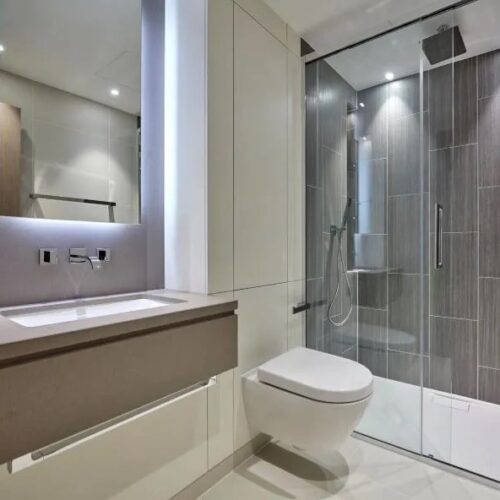 Admiralty House, Vaughan Way, London, E1W