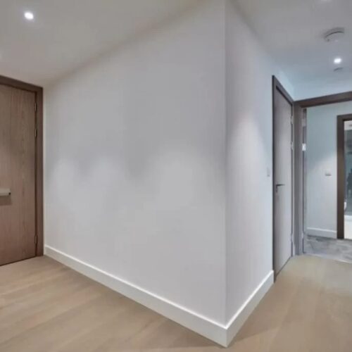 Admiralty House, Vaughan Way, London, E1W